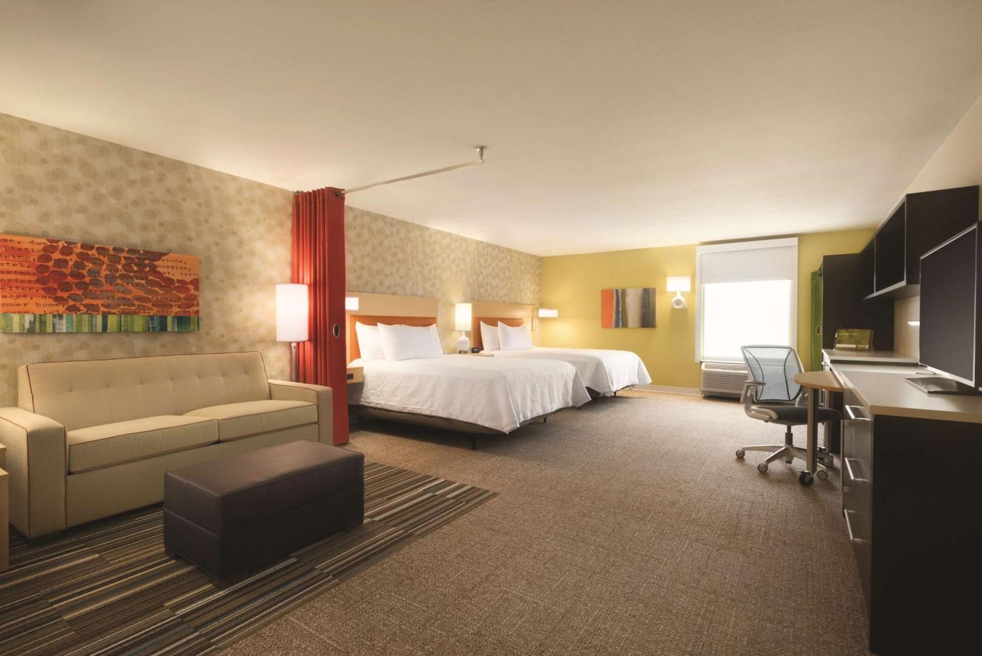 Home2 Suites By Hilton Iowa City Coralville Exterior photo