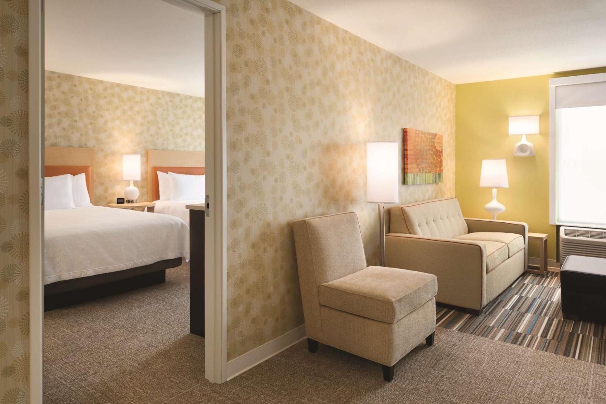 Home2 Suites By Hilton Iowa City Coralville Exterior photo
